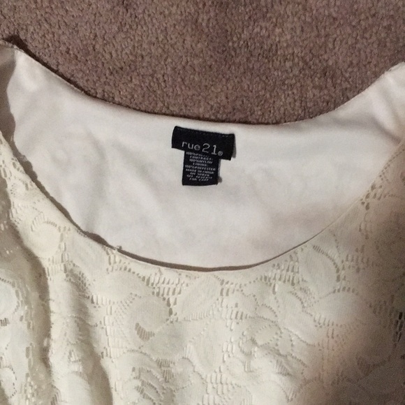 Cute dress - Picture 2 of 4